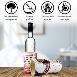 Футляр-кейс для бутылки в виде матрешки в славянской одежде, 0.5 л
