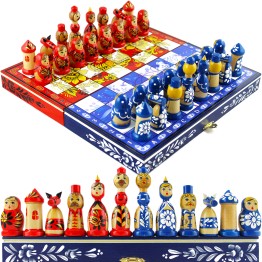 Шахматы на тему «Хохлома и Гжель» в виде матрешек