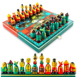 Шахматы на тему «Русские Самовары» в виде матрешек
